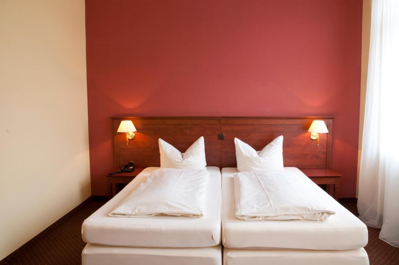 City Hotel Idar-Oberstein Quarto foto